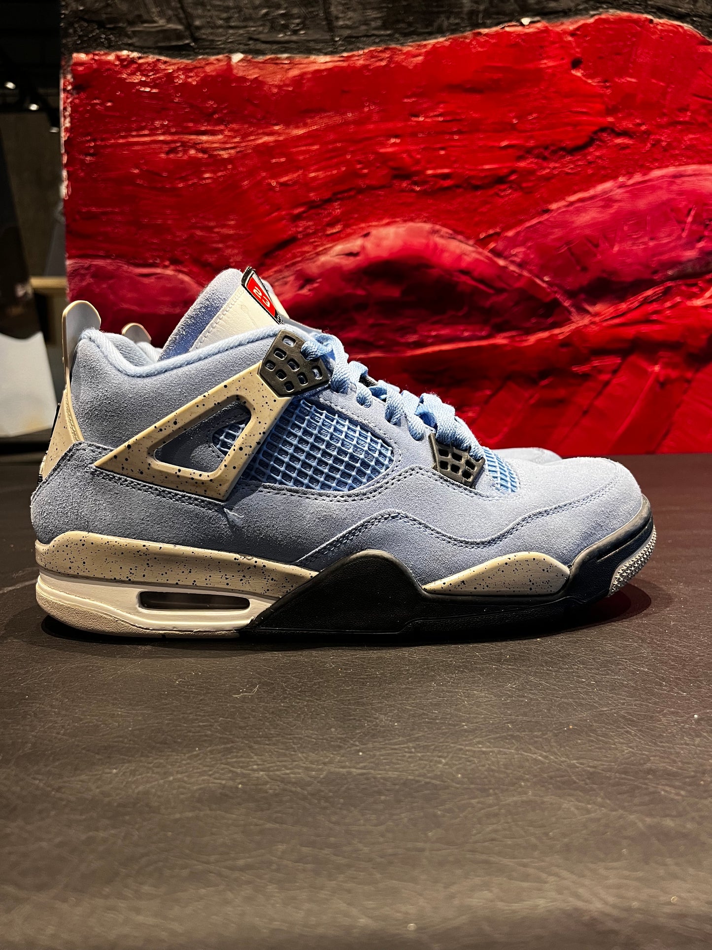 Jordan 4 University Blue